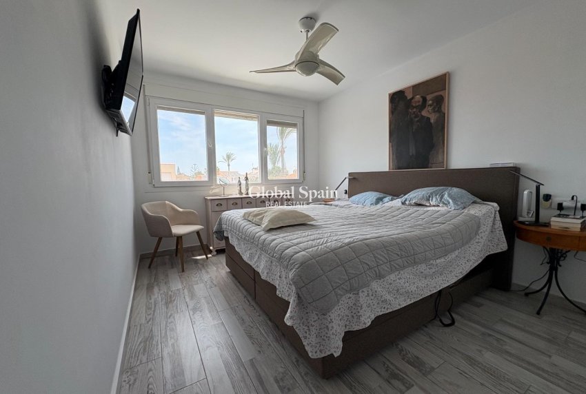 Venta - VILLA -
TORREVIEJA - La Siesta - El Salado - Torreta