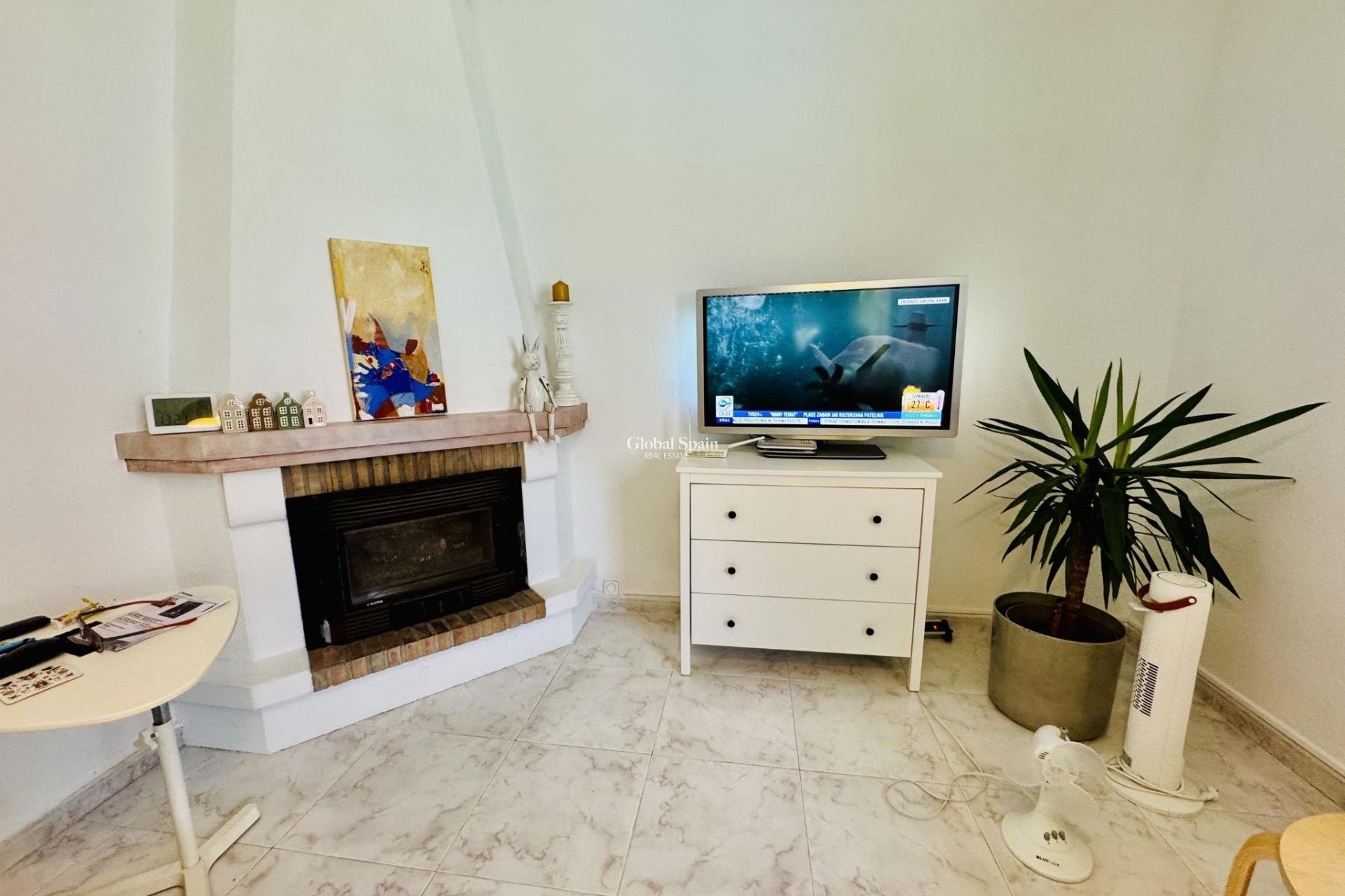 Venta - VILLA -
TORREVIEJA - La Siesta - El Salado - Torreta