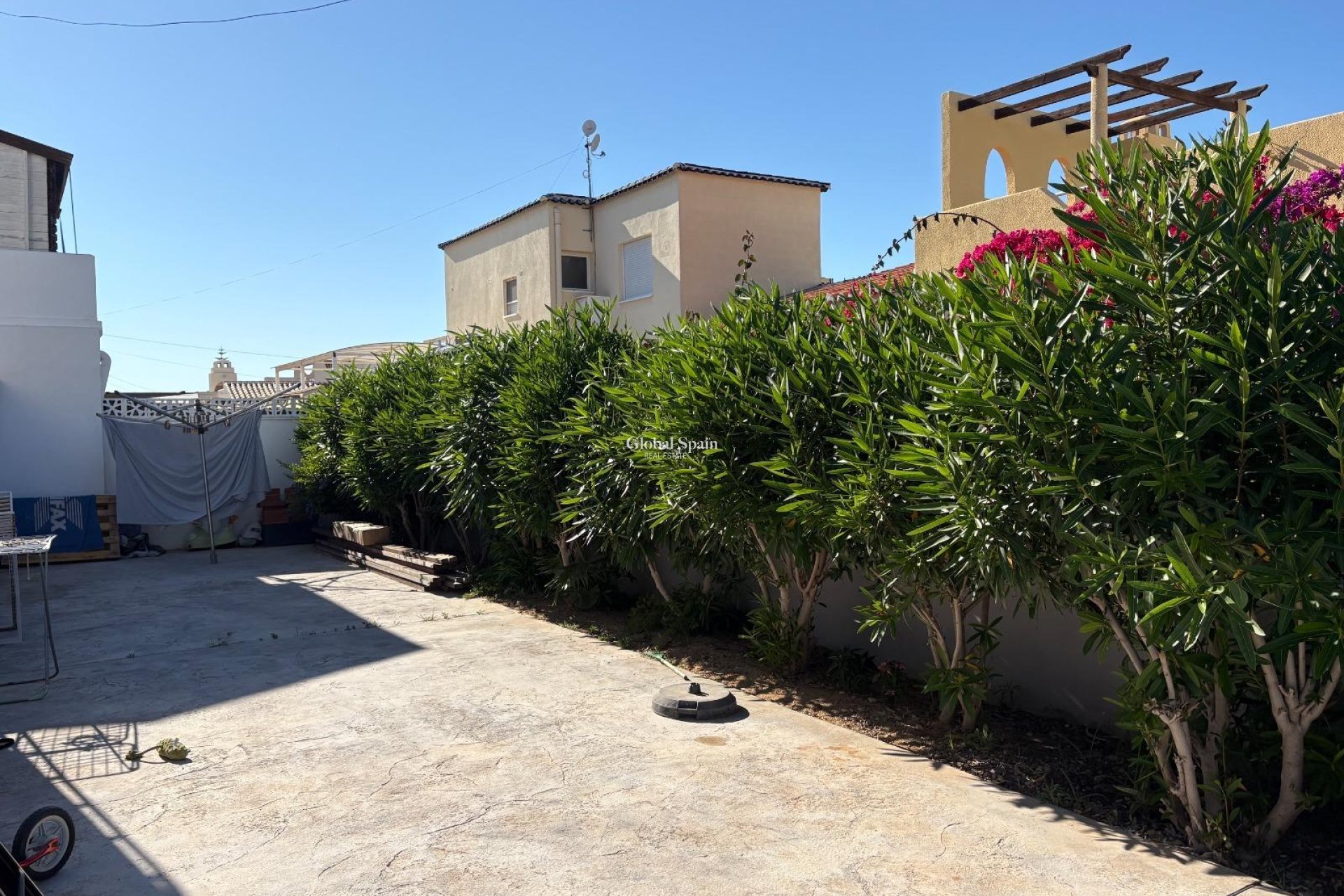 Venta - VILLA -
TORREVIEJA - La Siesta - El Salado - Torreta