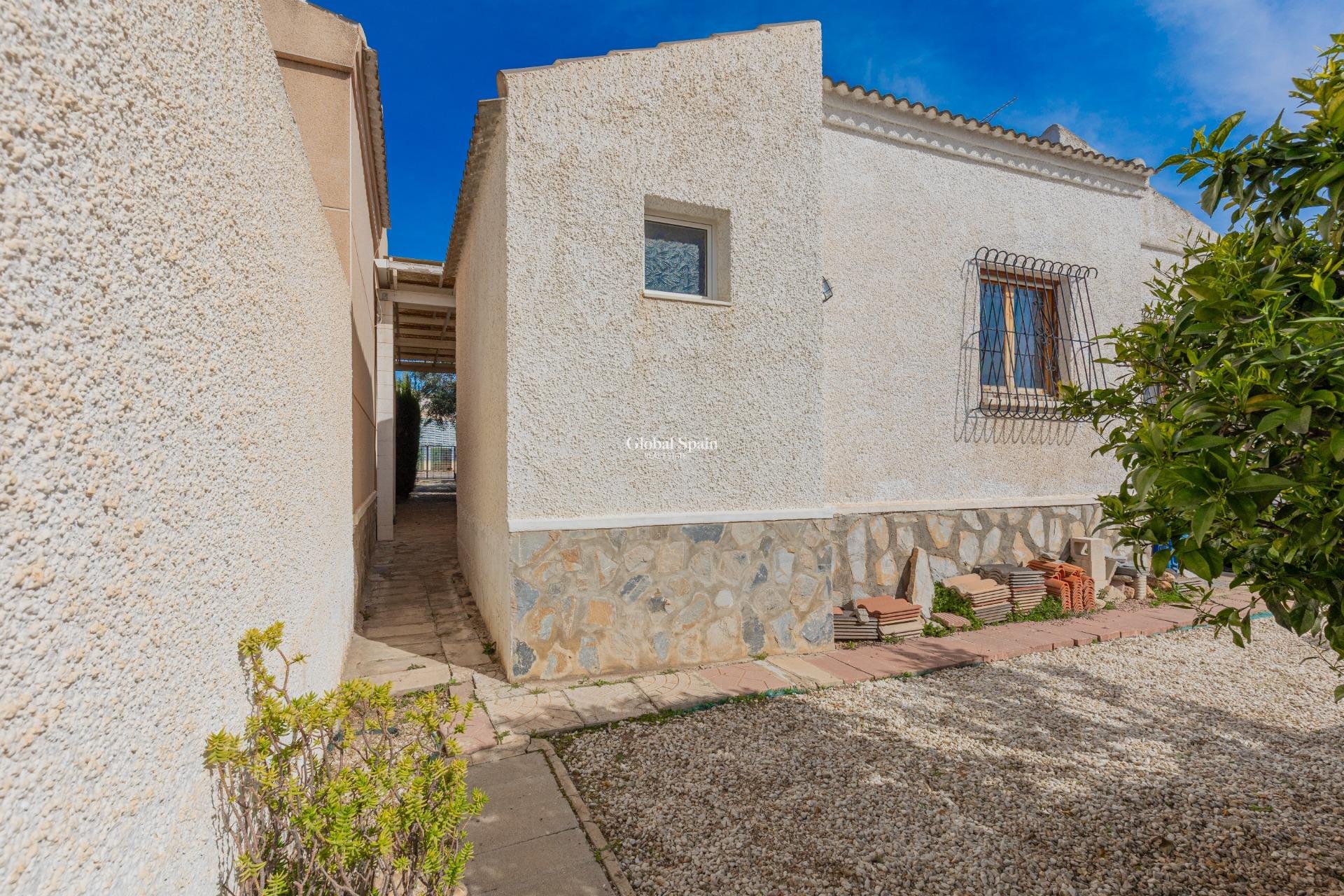 Venta - VILLA -
TORREVIEJA - La siesta