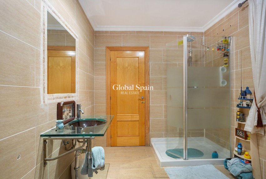 Venta - Villa -
TORREVIEJA - LOS BALCONES - LOS ALTOS