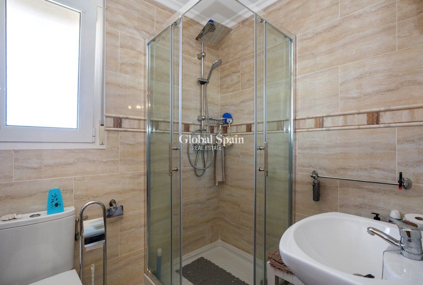 Venta - Villa -
TORREVIEJA - LOS BALCONES - LOS ALTOS