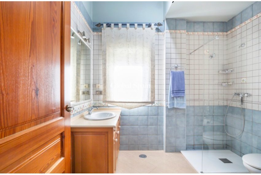 Venta - Villa -
TORREVIEJA - LOS BALCONES - LOS ALTOS