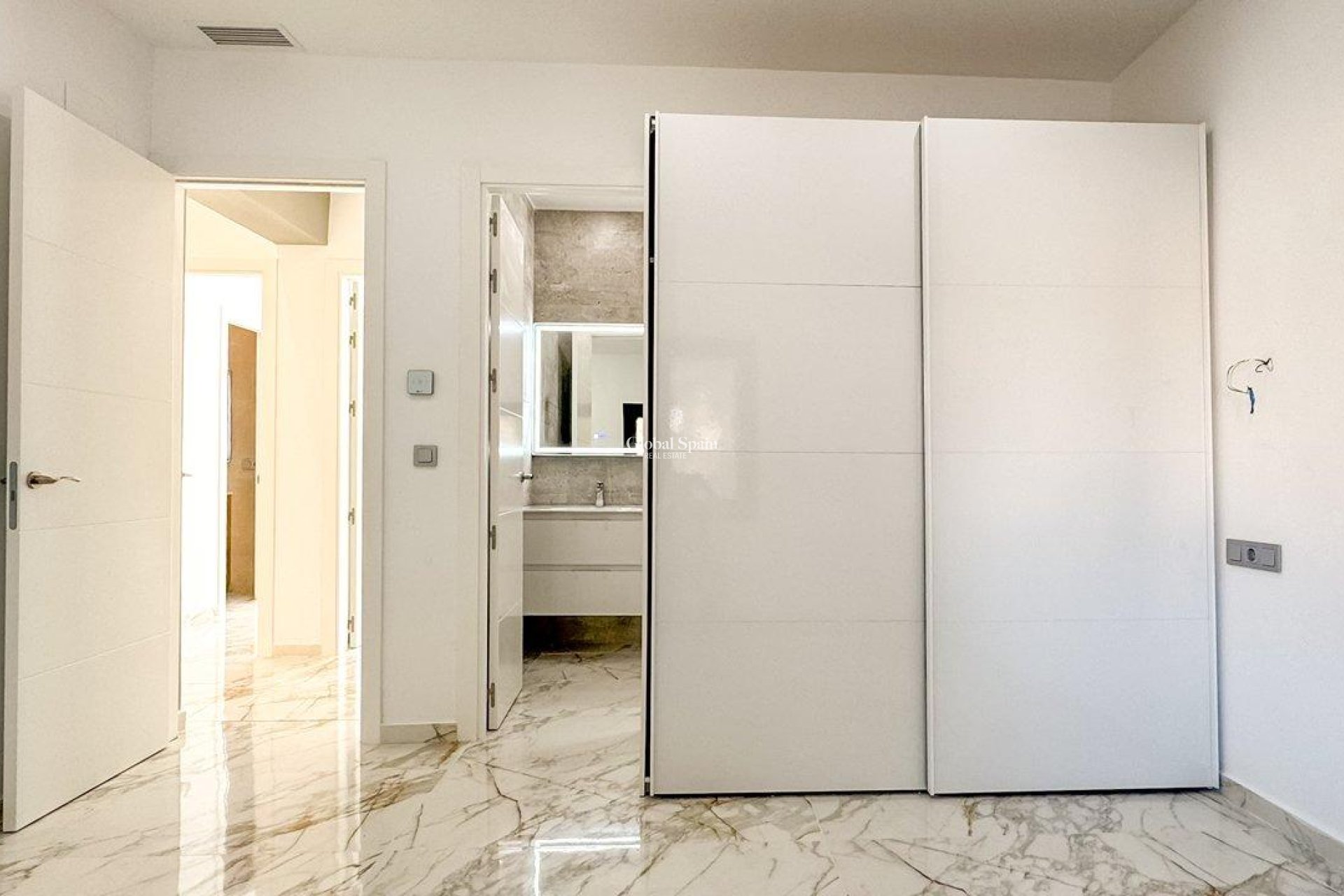 Venta - VILLA -
TORREVIEJA - LOS BALCONES - LOS ALTOS