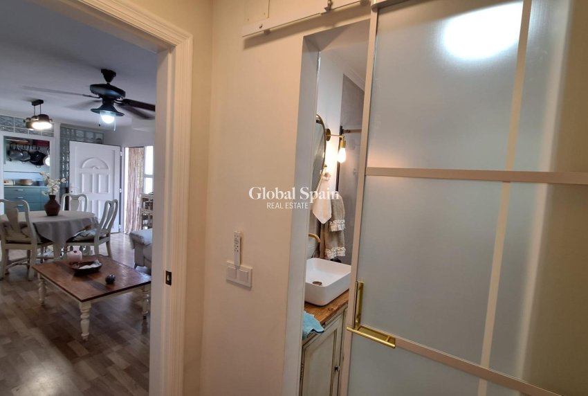 Venta - VILLA -
TORREVIEJA - LOS BALCONES - LOS ALTOS