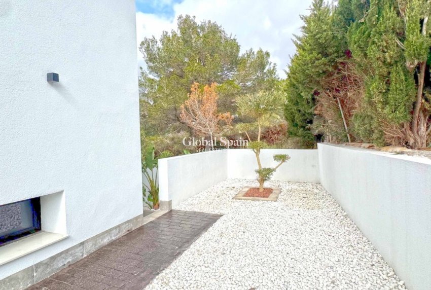 Venta - VILLA -
TORREVIEJA - LOS BALCONES - LOS ALTOS