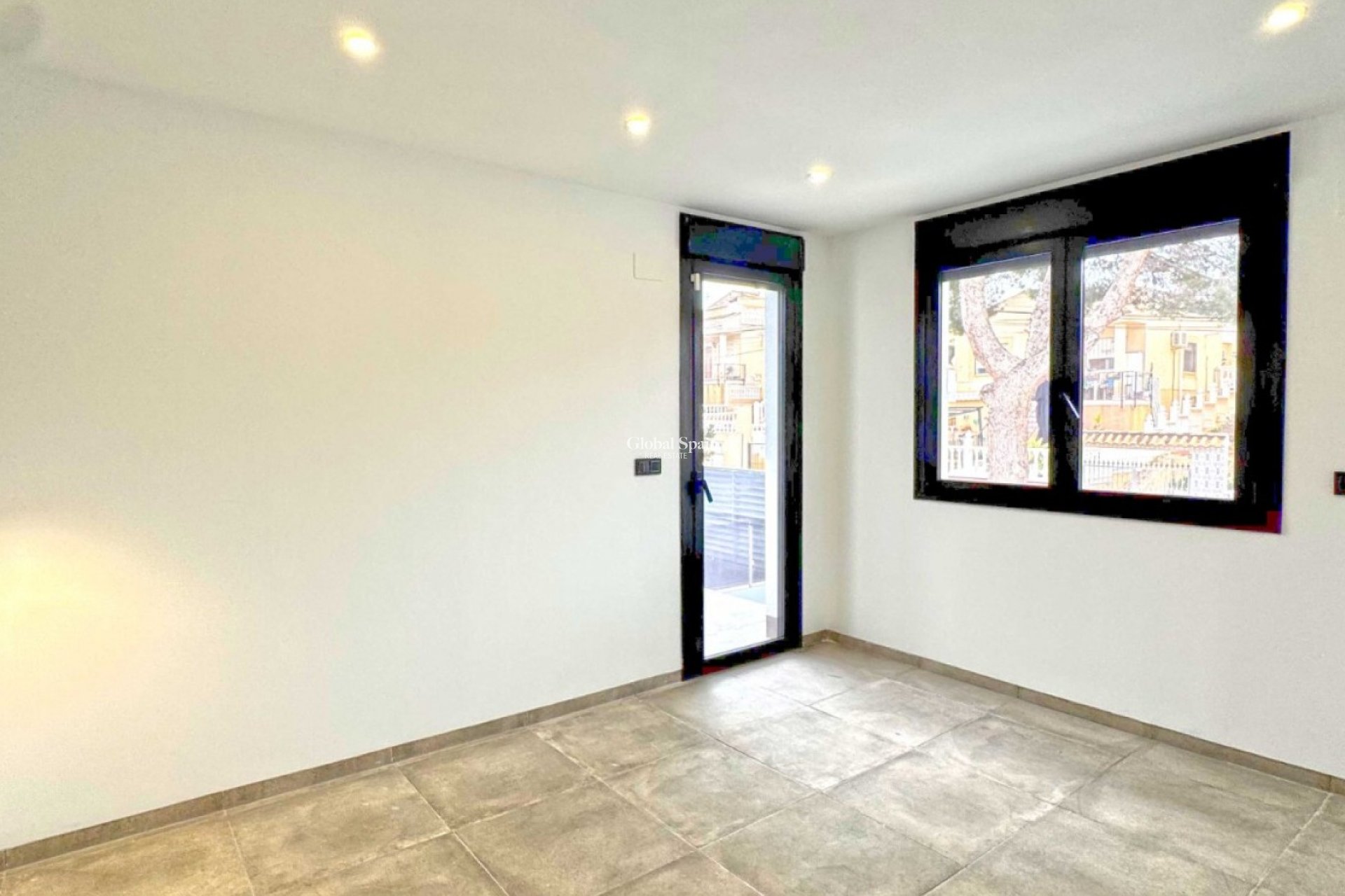 Venta - VILLA -
TORREVIEJA - LOS BALCONES - LOS ALTOS