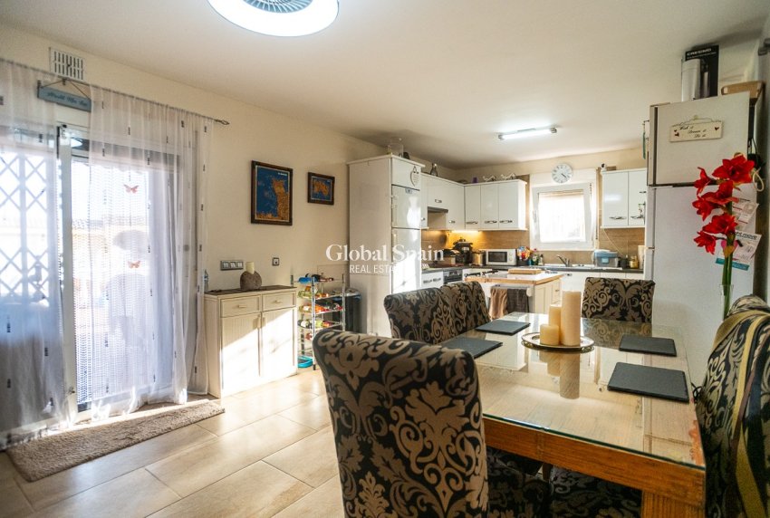 Venta - VILLA -
TORREVIEJA - LOS BALCONES - LOS ALTOS