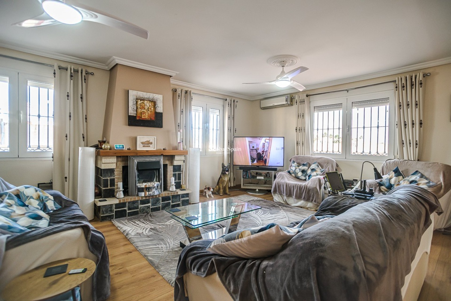 Venta - VILLA -
TORREVIEJA - LOS BALCONES - LOS ALTOS