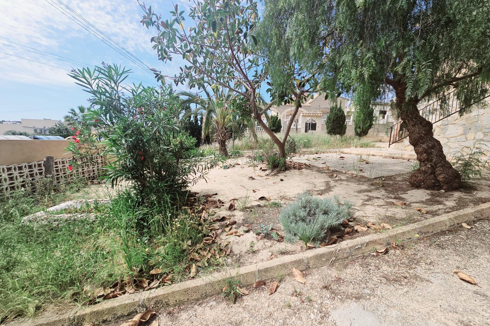 Venta - VILLA -
TORREVIEJA - LOS BALCONES - LOS ALTOS