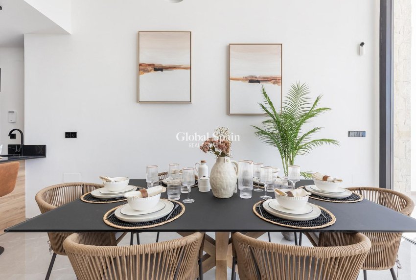 Venta - VILLA -
TORREVIEJA - LOS BALCONES - LOS ALTOS