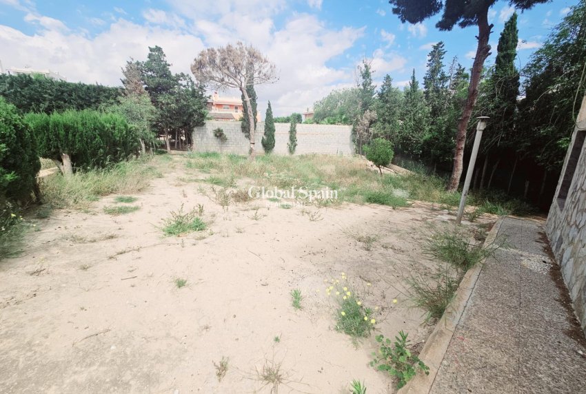 Venta - VILLA -
TORREVIEJA - LOS BALCONES - LOS ALTOS