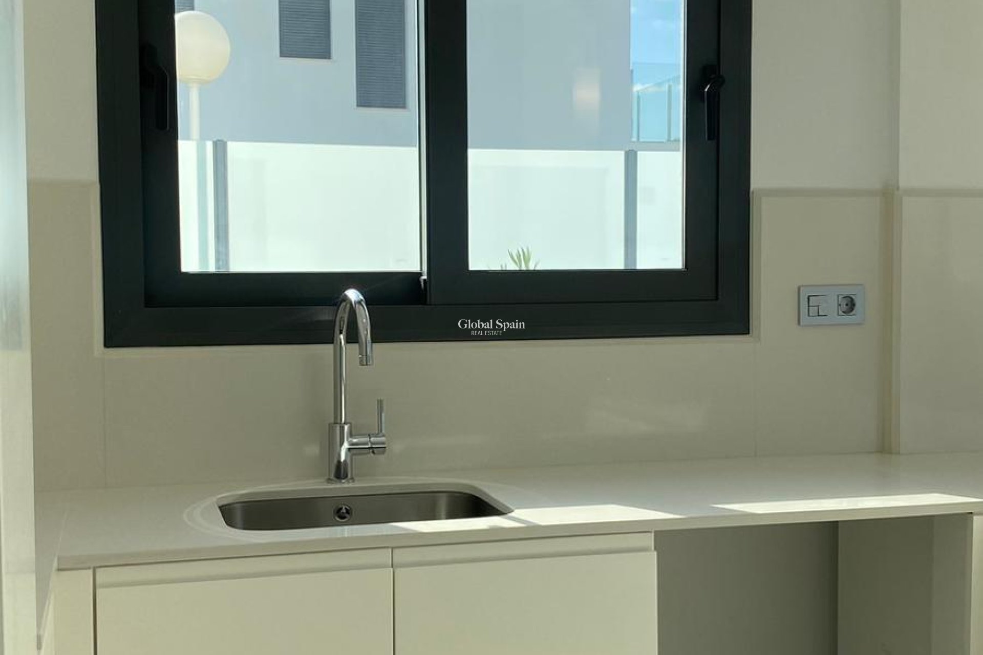 Venta - VILLA -
TORREVIEJA - LOS BALCONES - LOS ALTOS