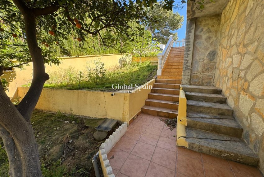 Venta - VILLA -
TORREVIEJA - LOS BALCONES - LOS ALTOS