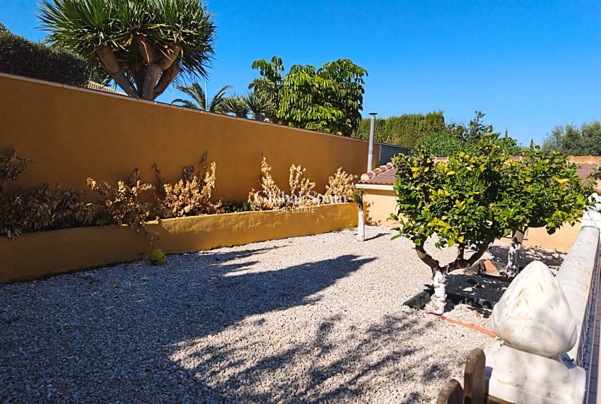 Venta - VILLA -
TORREVIEJA - LOS BALCONES - LOS ALTOS