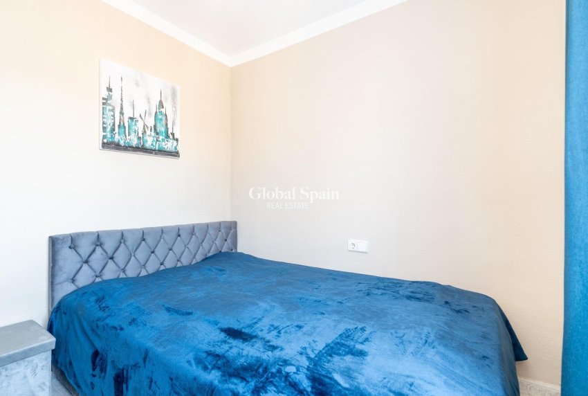 Venta - VILLA -
TORREVIEJA - LOS BALCONES - LOS ALTOS