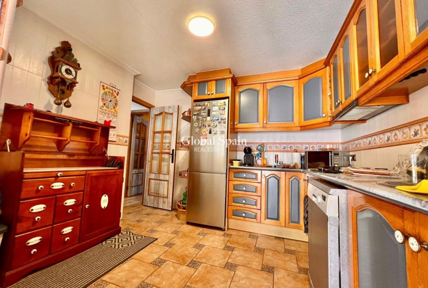 Venta - VILLA -
TORREVIEJA - LOS BALCONES - LOS ALTOS