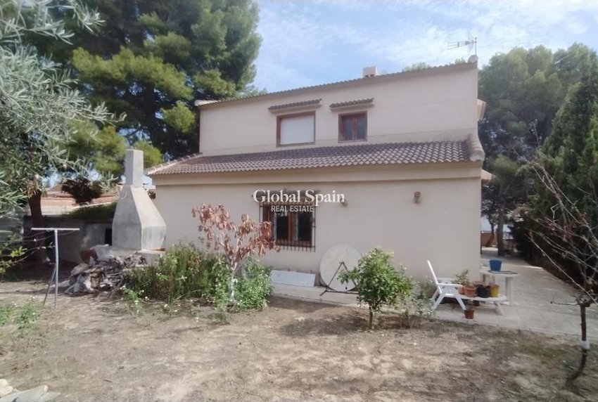 Venta - VILLA -
TORREVIEJA - LOS BALCONES - LOS ALTOS