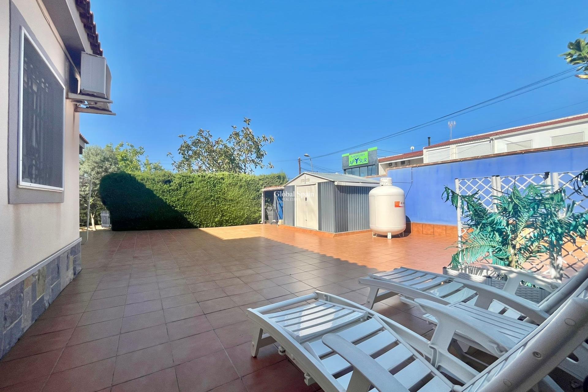 Venta - VILLA -
TORREVIEJA - LOS BALCONES - LOS ALTOS
