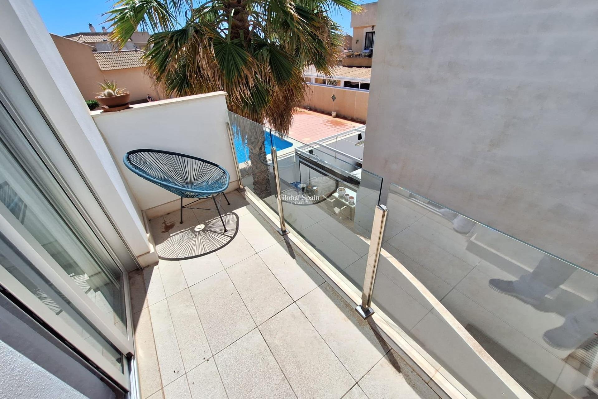 Venta - VILLA -
TORREVIEJA - Los Frutales