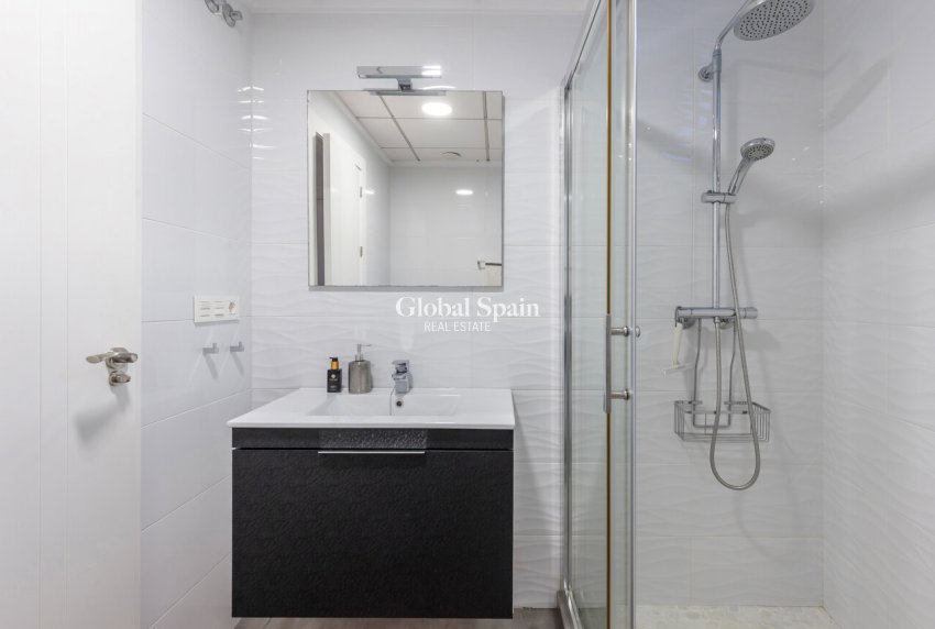 Venta - VILLA -
TORREVIEJA - Rosaleda