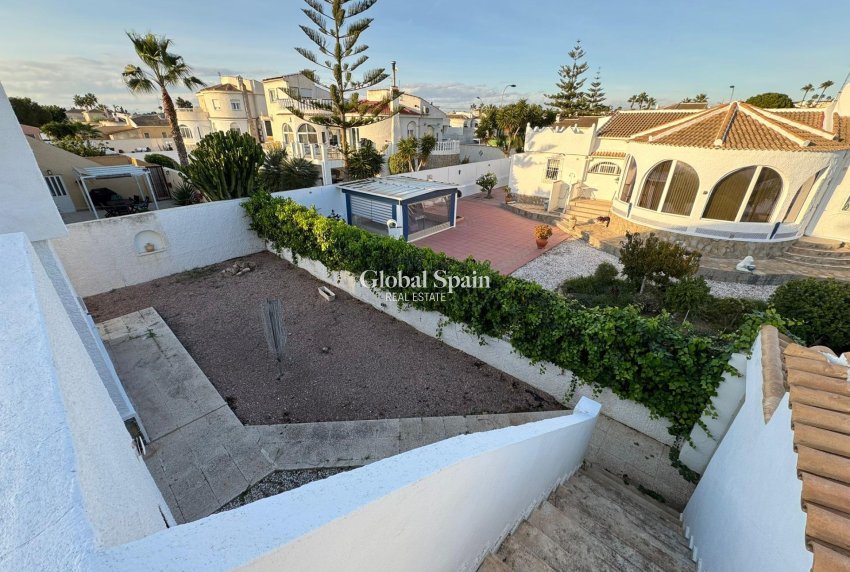 Venta - Villa -
TORREVIEJA - San luis