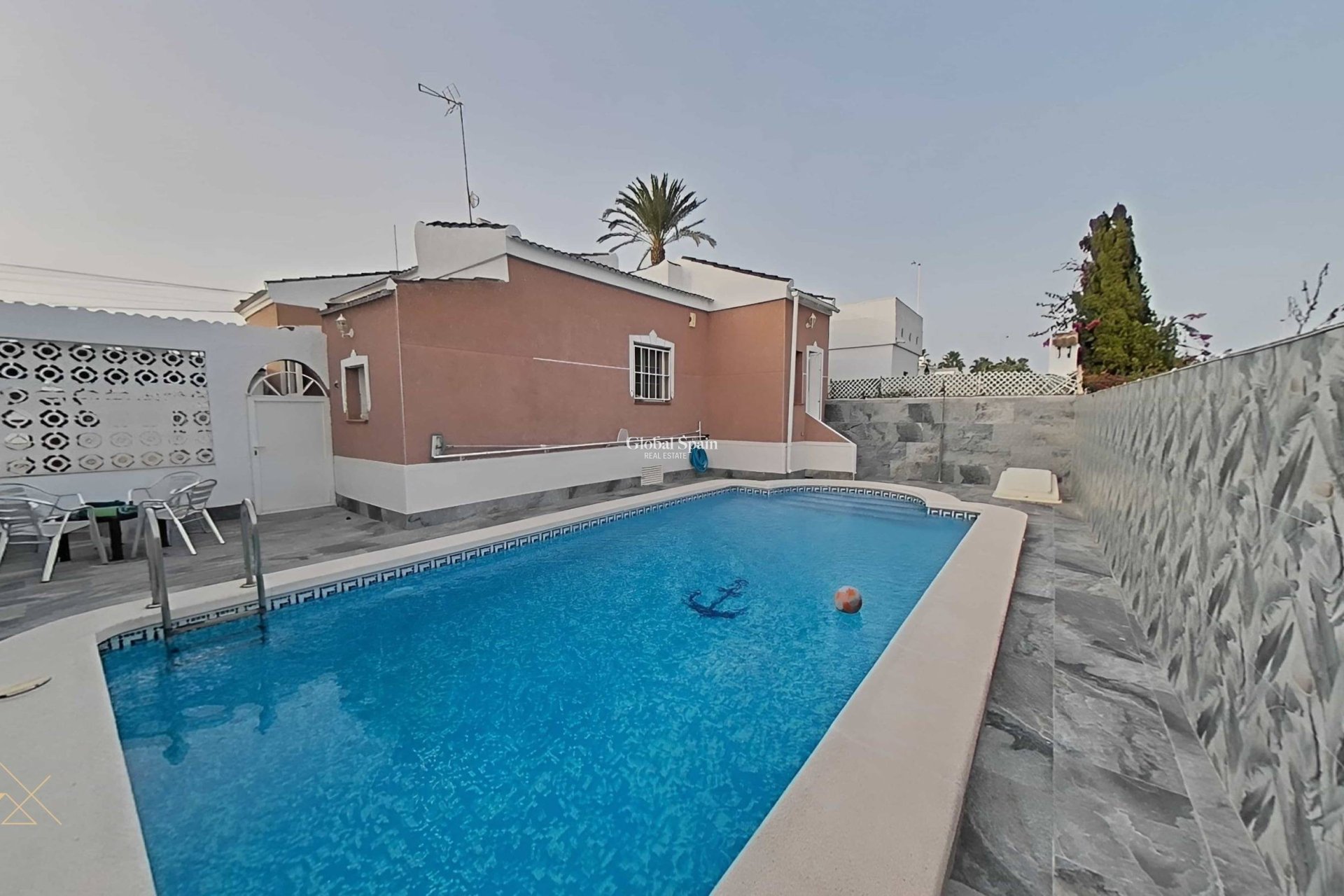 Venta - VILLA -
TORREVIEJA - San Luis