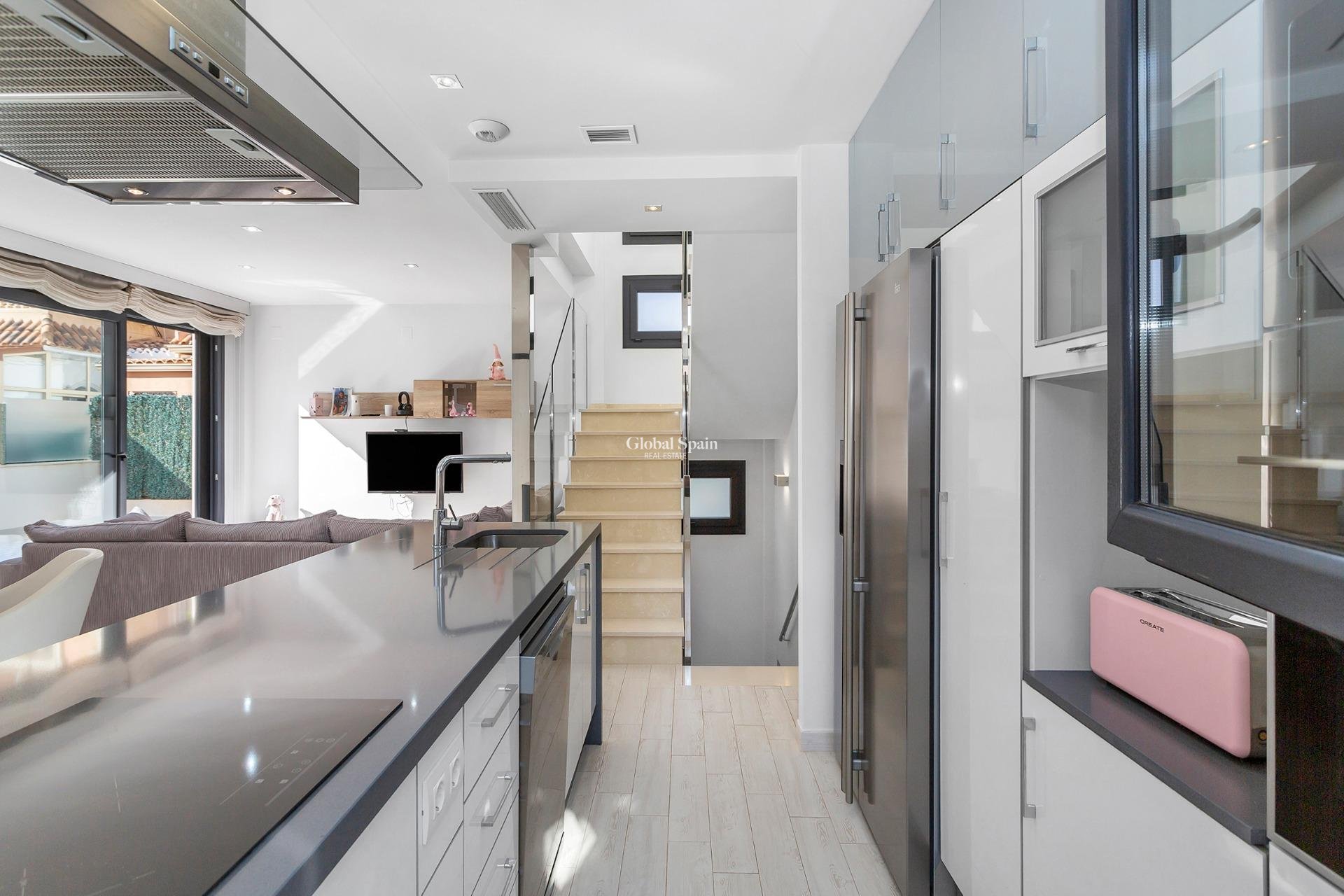 Venta - Villa -
TORREVIEJA - Sector 25