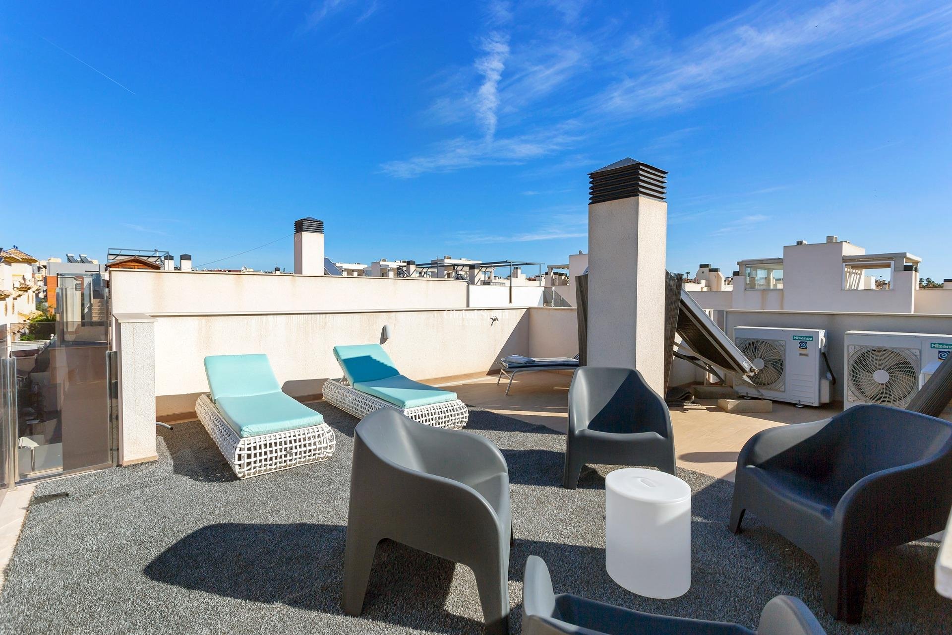 Venta - Villa -
TORREVIEJA - Sector 25