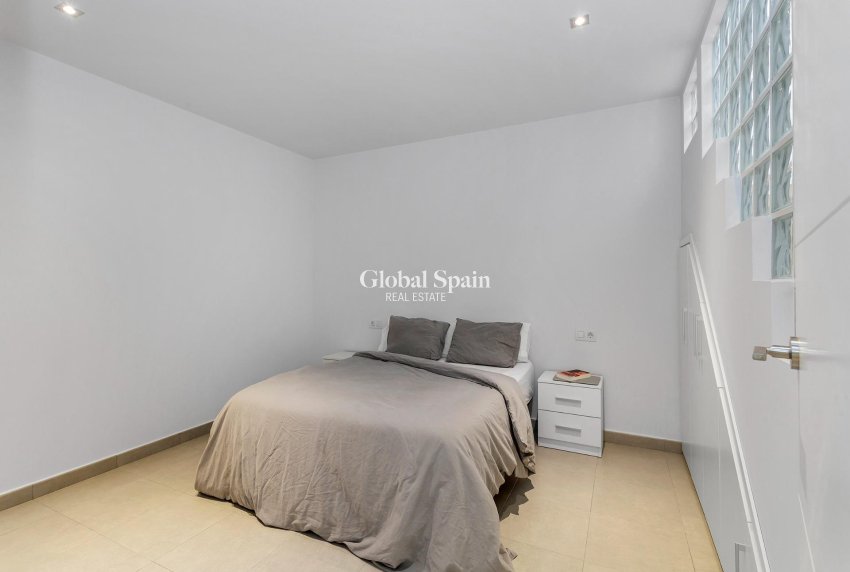 Venta - Villa -
TORREVIEJA - Sector 25