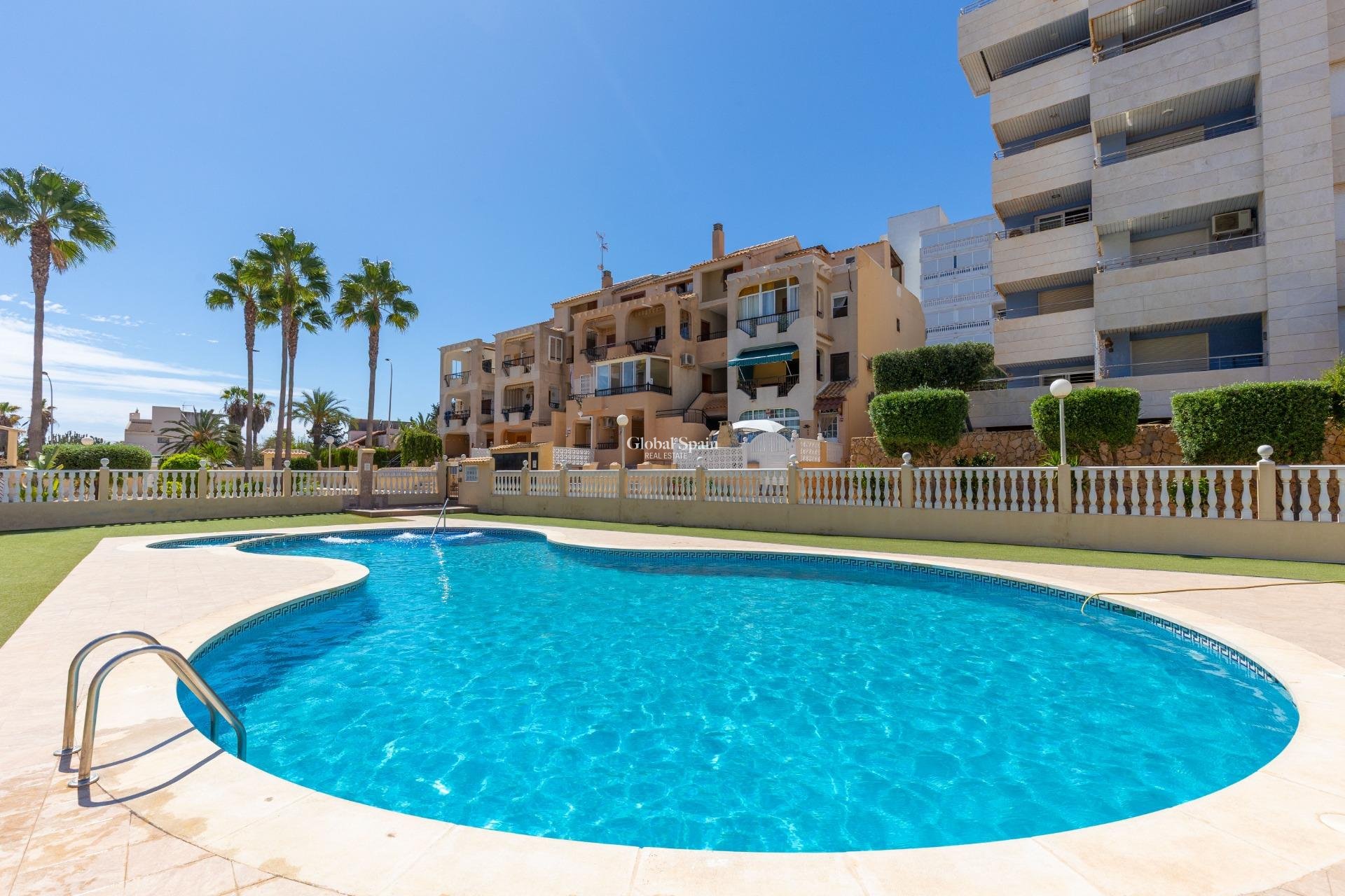 Venta - VILLA -
TORREVIEJA - Torreblanca