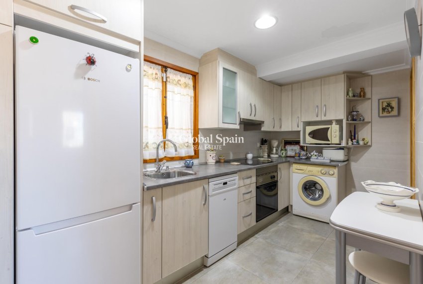 Venta - VILLA -
TORREVIEJA - Torreblanca