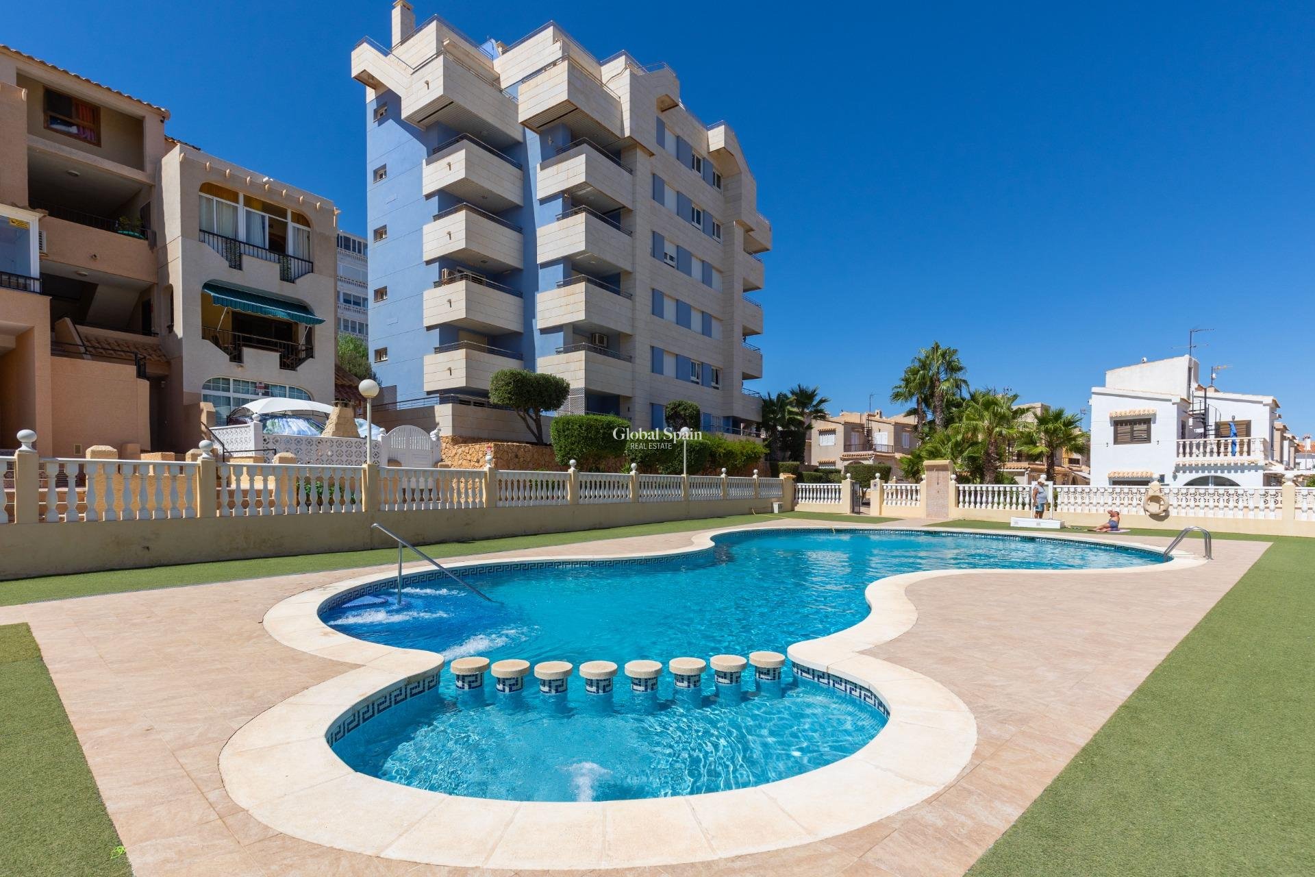 Venta - VILLA -
TORREVIEJA - Torreblanca