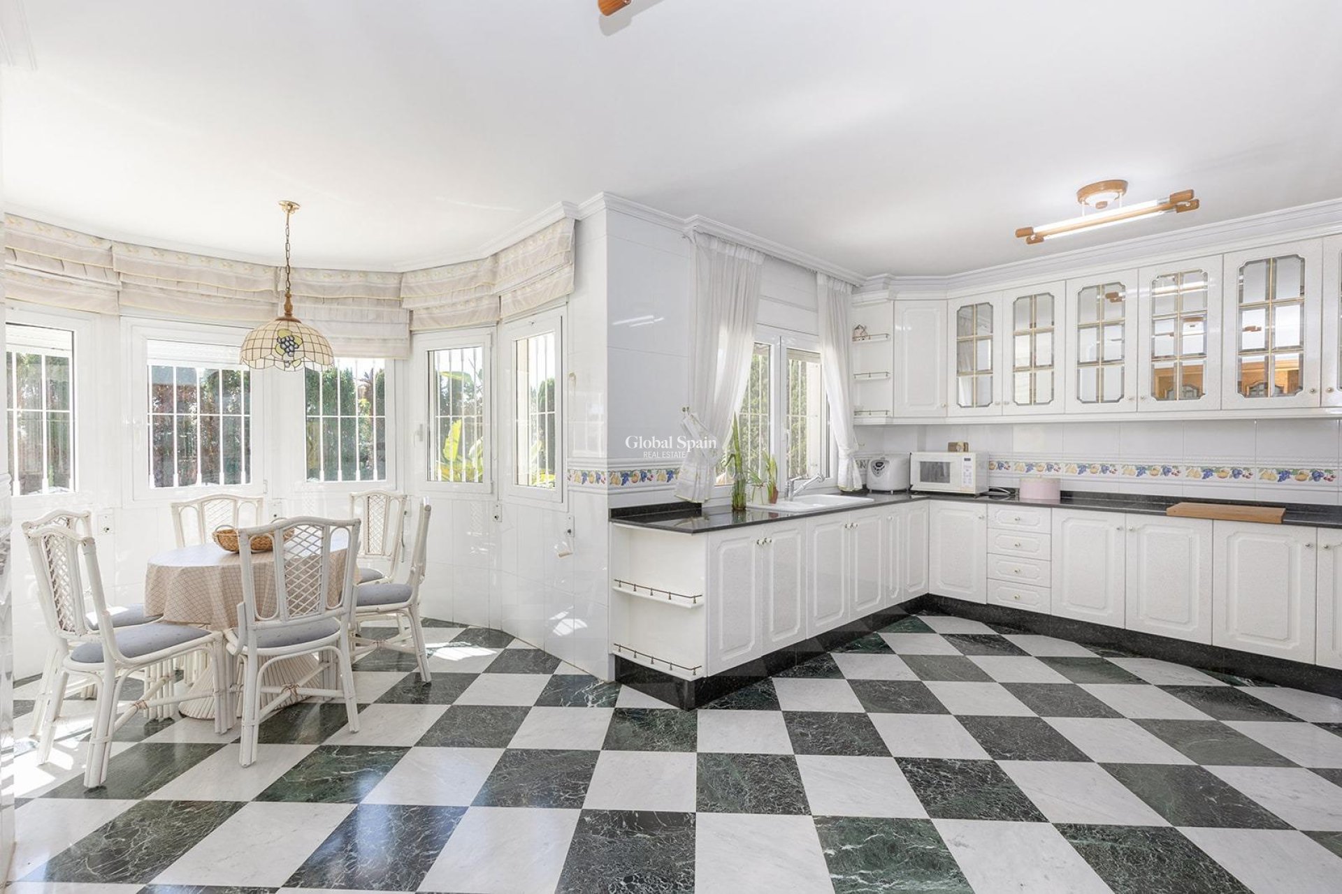 Venta - Villa -
TORREVIEJA - Torreta florida