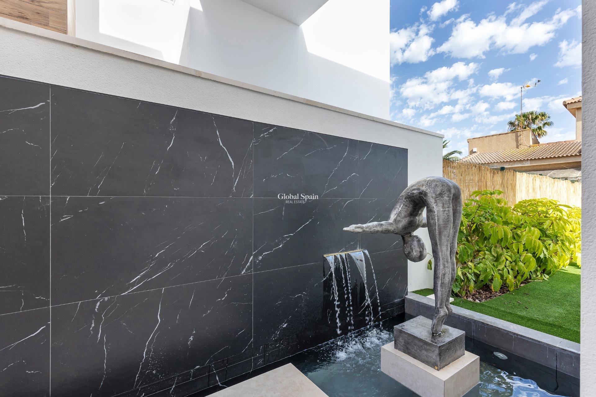 Venta - VILLA -
TORREVIEJA - Torreta Florida