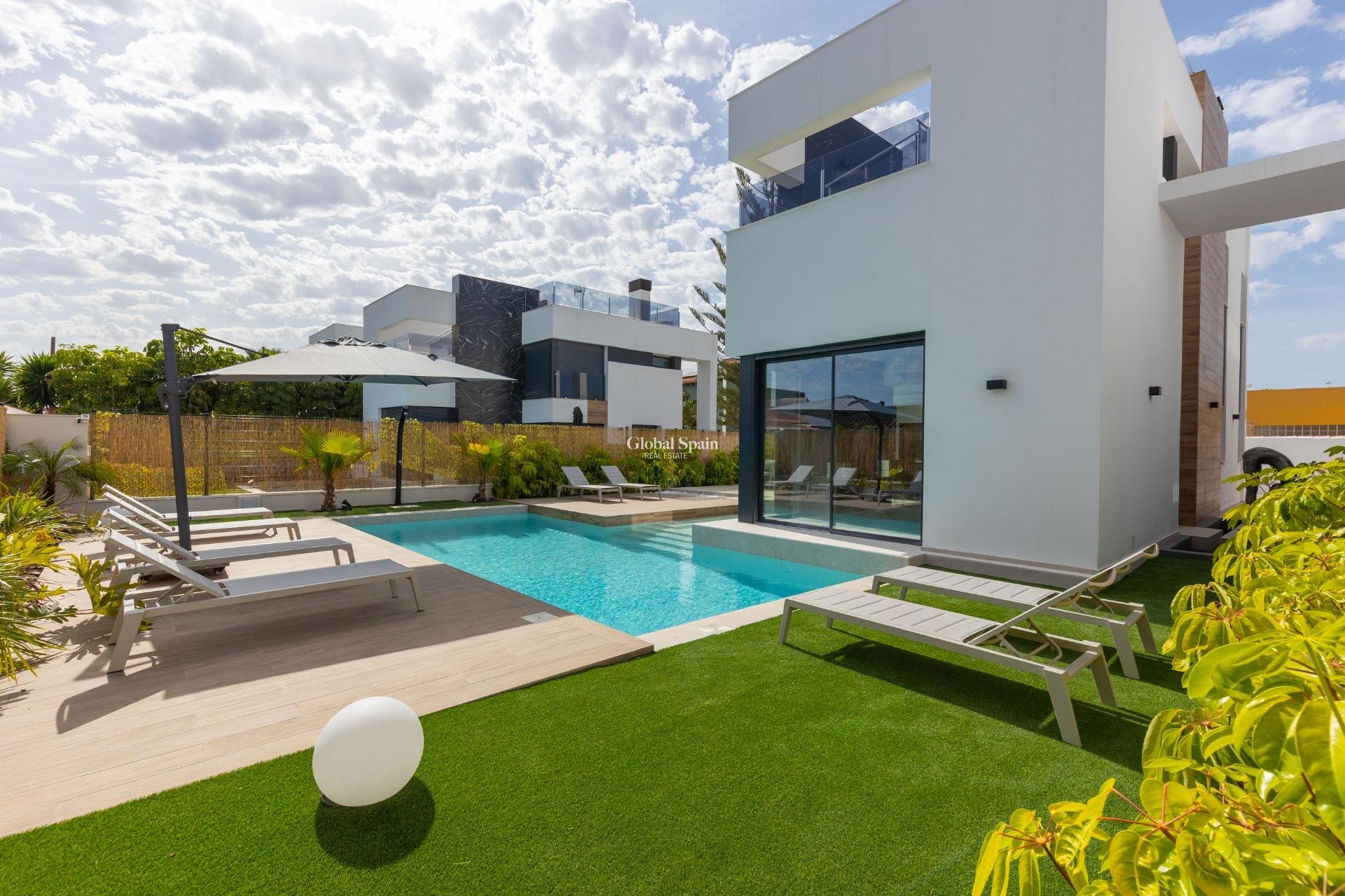 Venta - VILLA -
TORREVIEJA - Torreta Florida