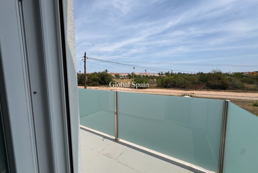 Venta - VILLA -
TORREVIEJA - Torreta - Florida