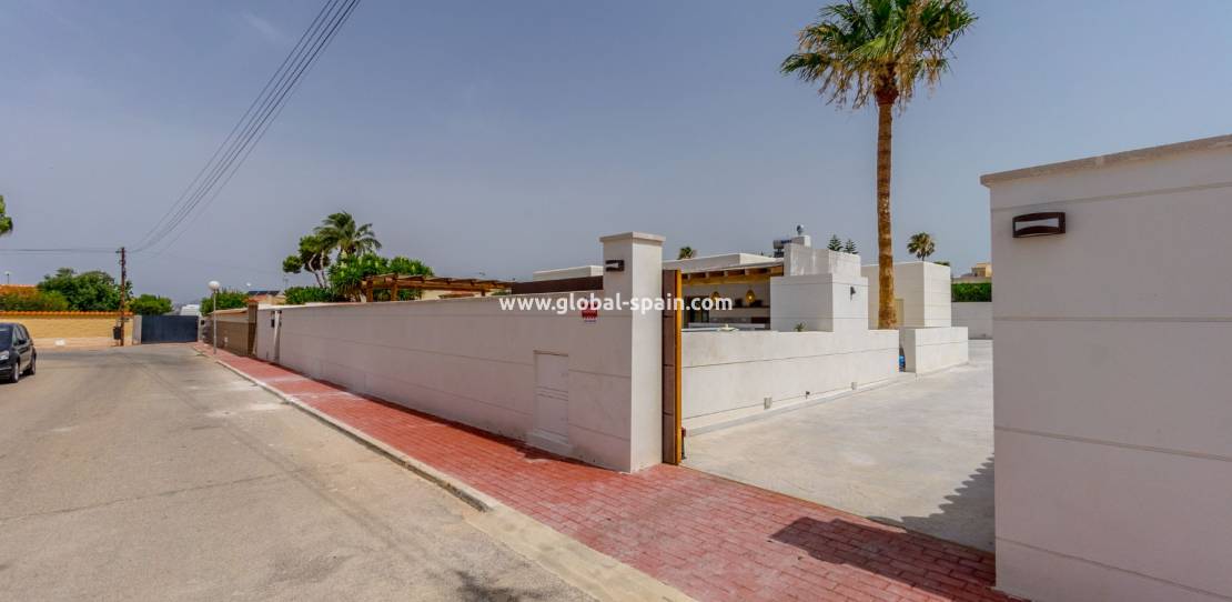 Venta - Villa - Torrevieja - Torreta Florida