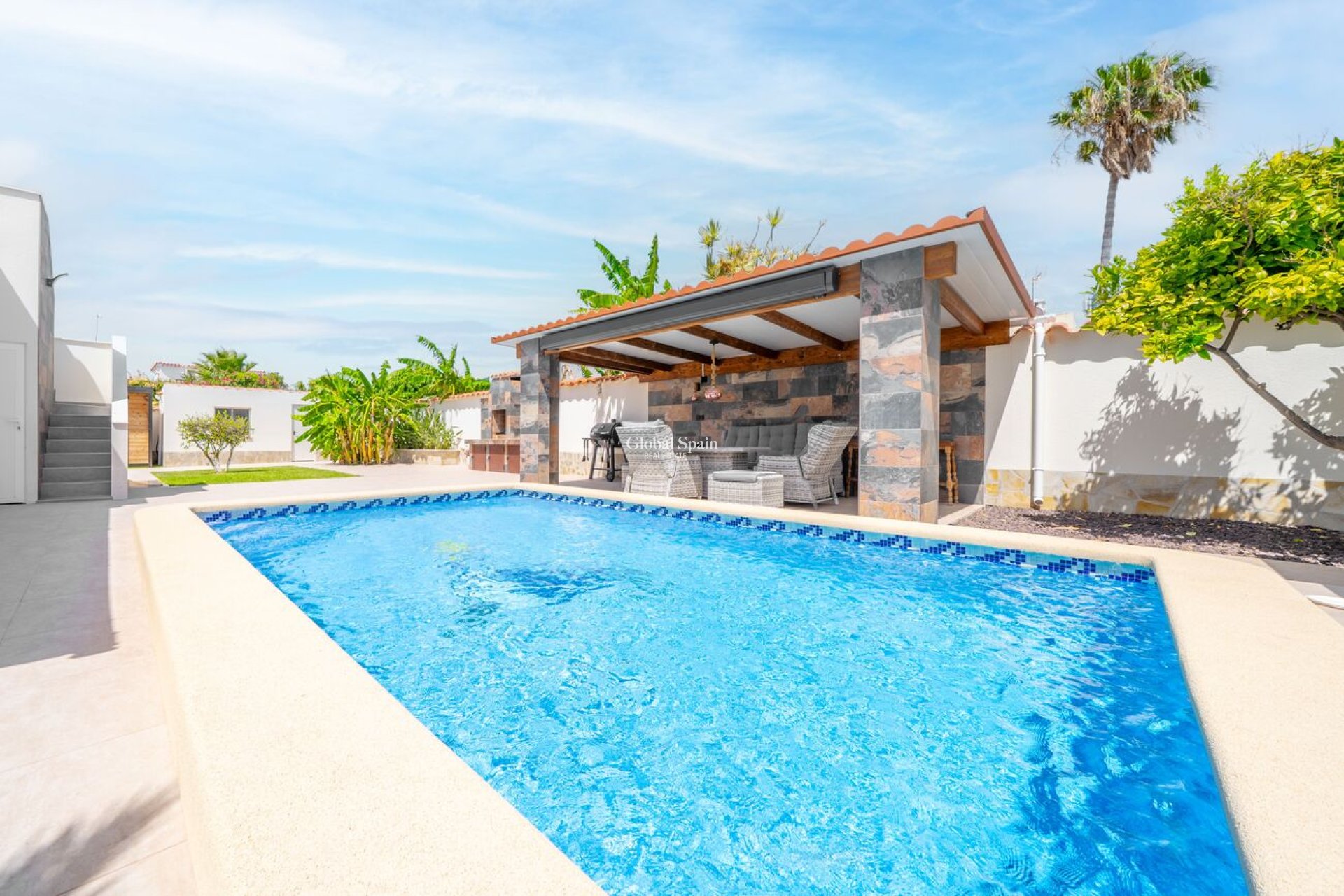 Venta - VILLA -
TORREVIEJA - Torreta