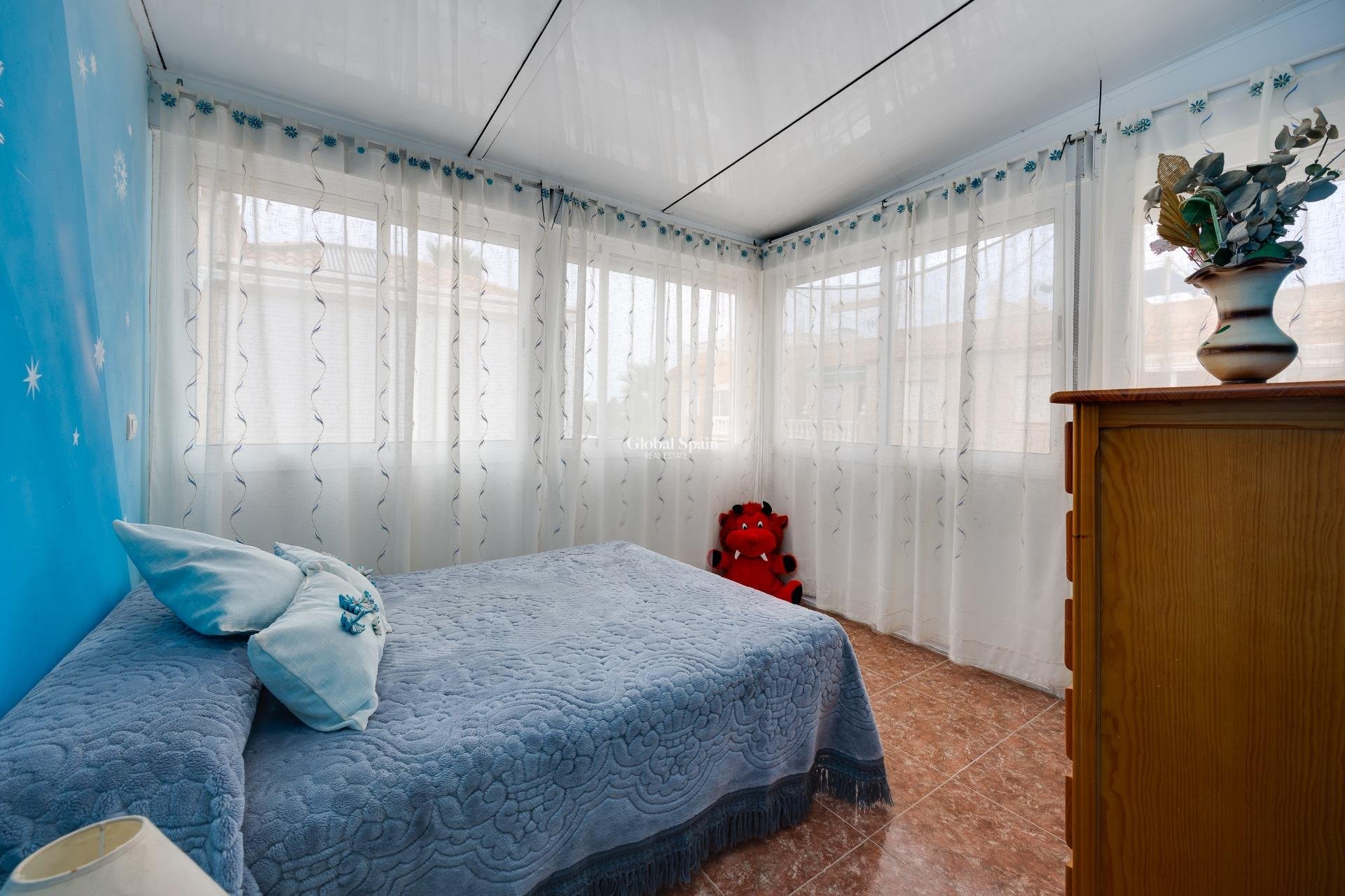Venta - VILLA -
TORREVIEJA - Torretas
