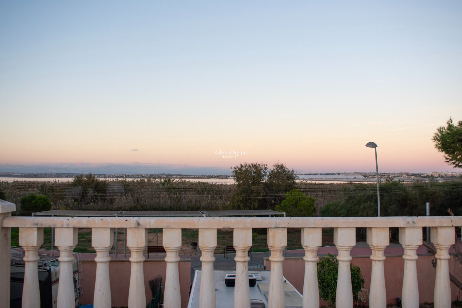 Venta - VILLA -
TORREVIEJA - Torrevieja