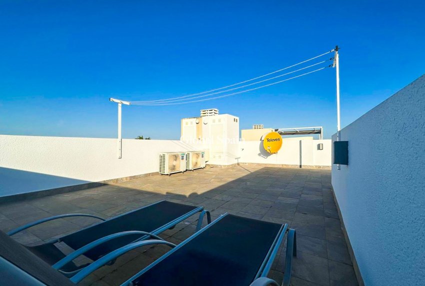 Venta - VILLA -
TORREVIEJA - Torrevieja