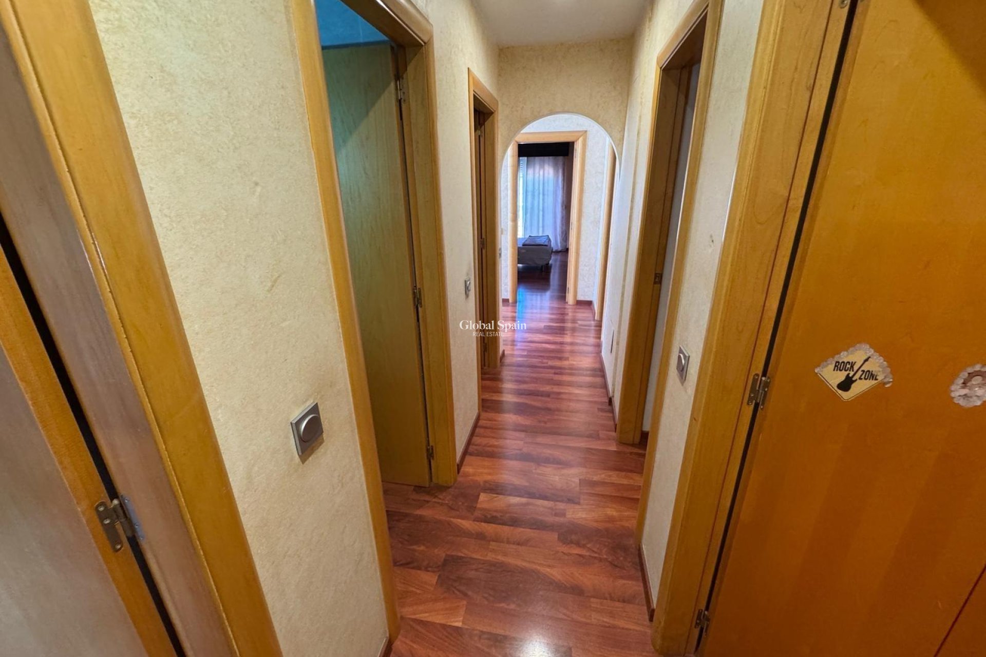 Venta - VILLA -
TORREVIEJA - Zona Los Frutales