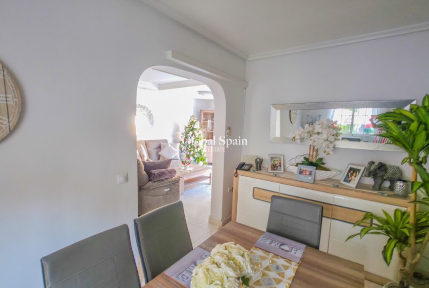 Venta - VILLA -
VILLAMARTÍN - Costa Blanca