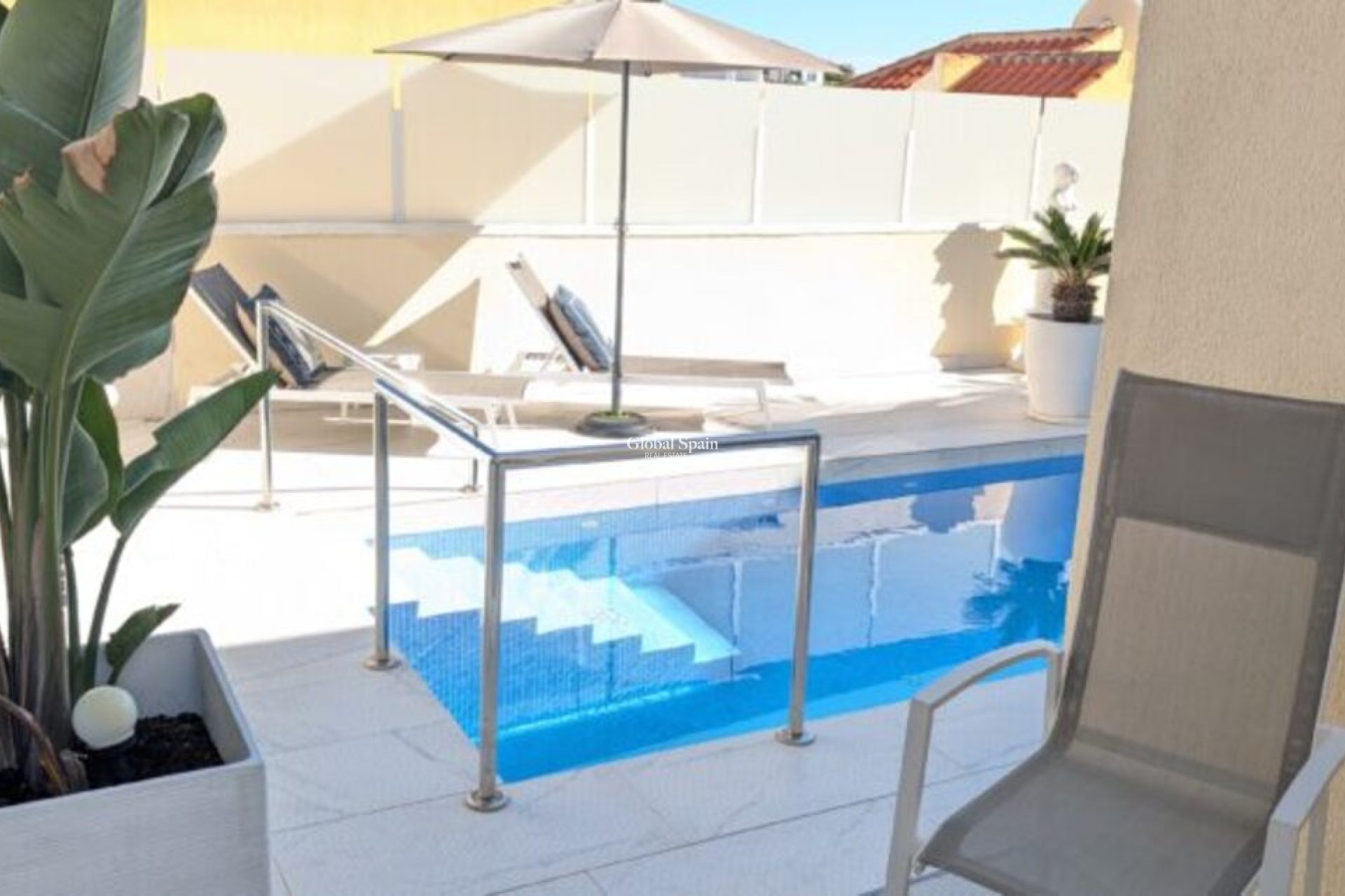 Venta - VILLA -
VILLAMARTÍN - Costa Blanca