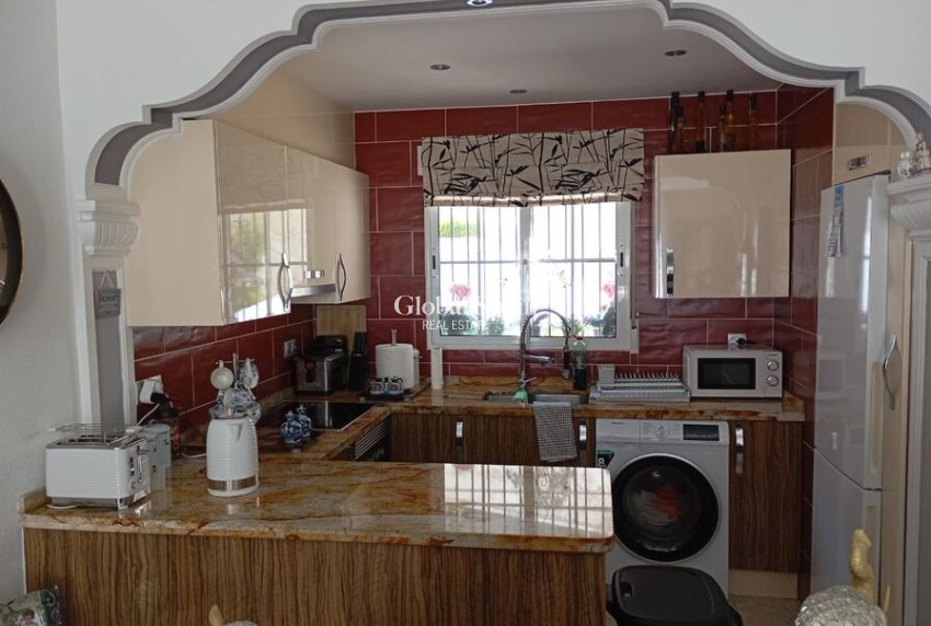 Venta - VILLA -
VILLAMARTÍN - Costa Blanca