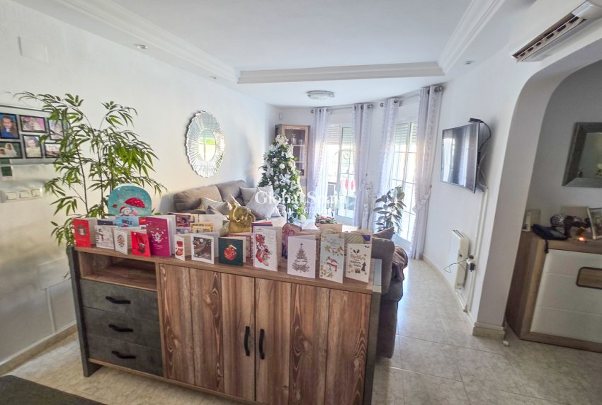 Venta - VILLA -
VILLAMARTÍN - Costa Blanca