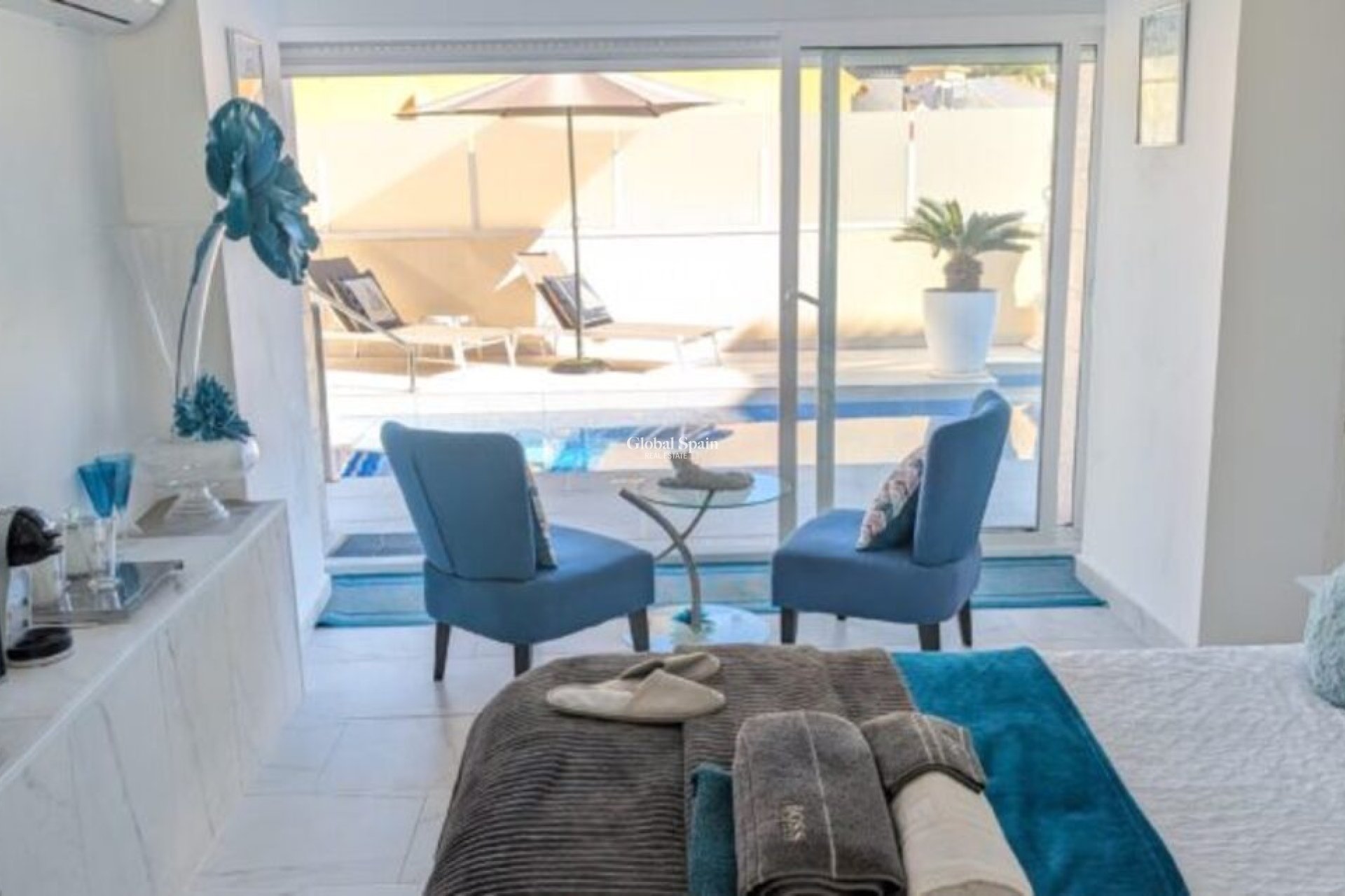 Venta - VILLA -
VILLAMARTÍN - Costa Blanca