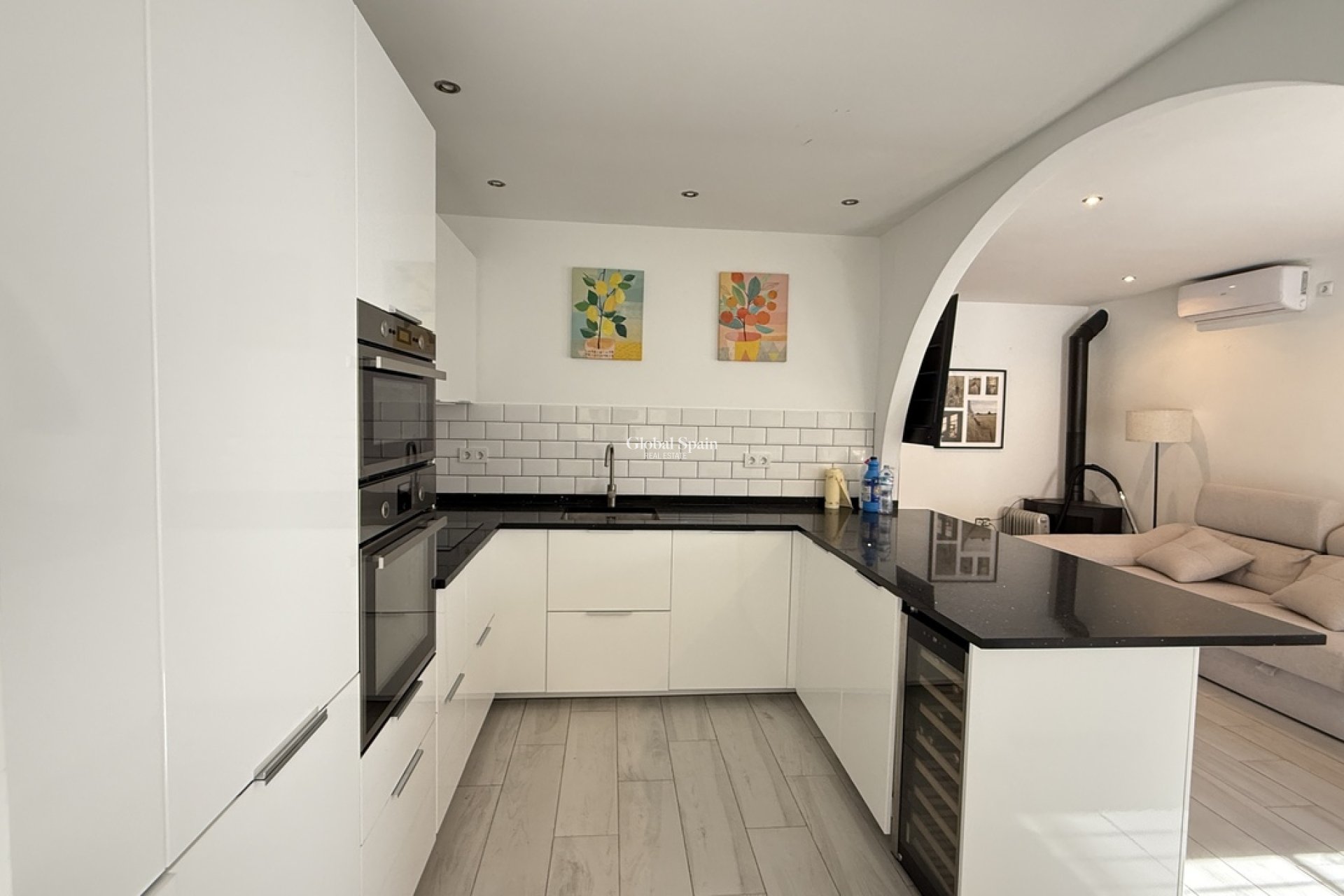 Venta - VILLA -
VILLAMARTÍN - Costa Blanca