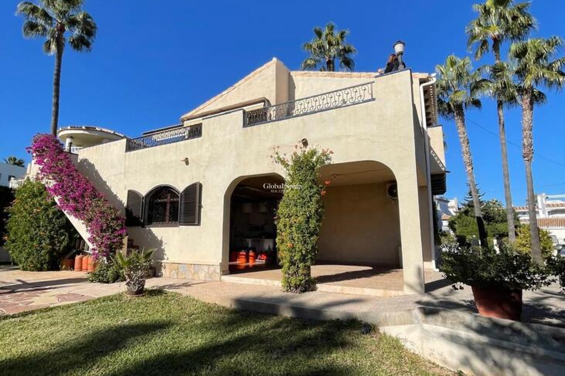 Venta - VILLA -
VILLAMARTÍN - Costa Blanca